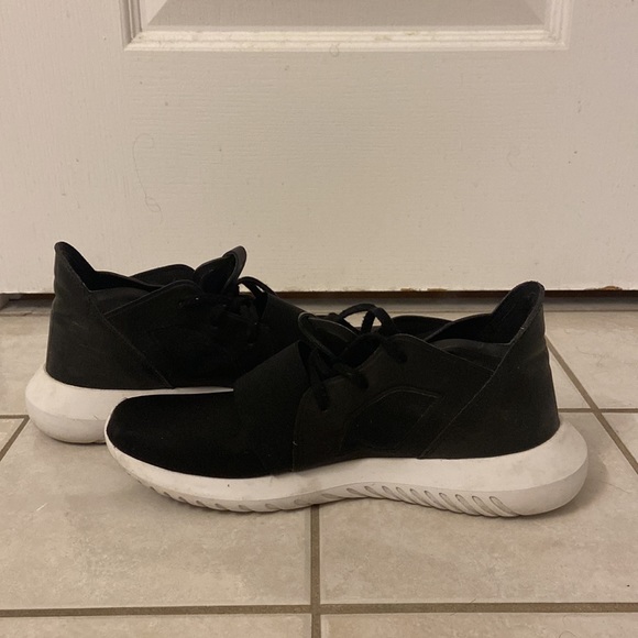 Adidas tubular defiant, size 9 - Picture 4 of 10